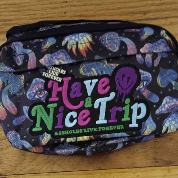 NEW Emotional Baggage Crossbody/Belt Bags - Picture 6 of 8